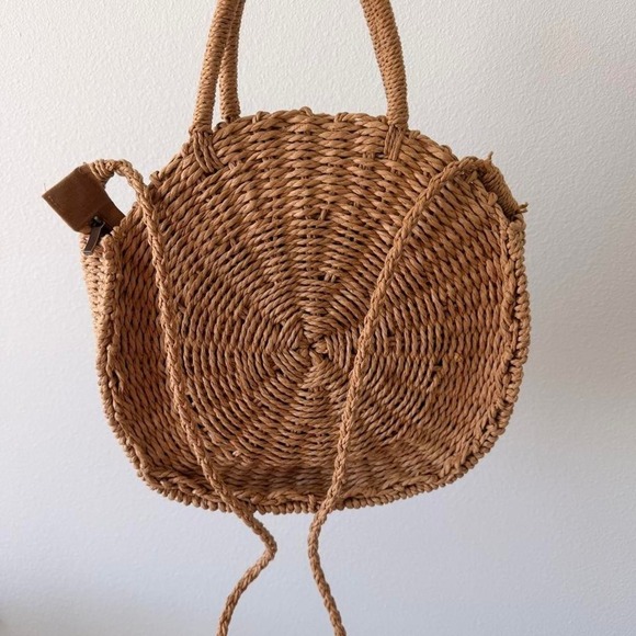 Handbags - Woven straw bag with adjustable strap